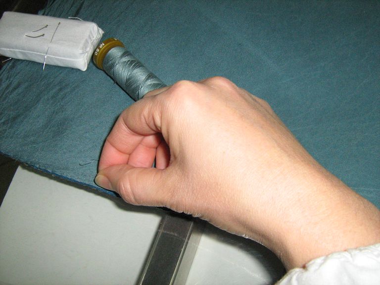 cucitura della fodera a punto nascosto